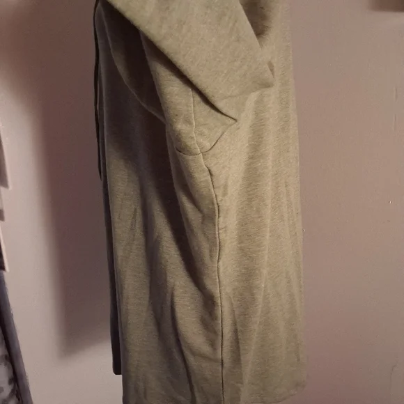 Sale NWT Tunic Blouse - Picture 7 of 11